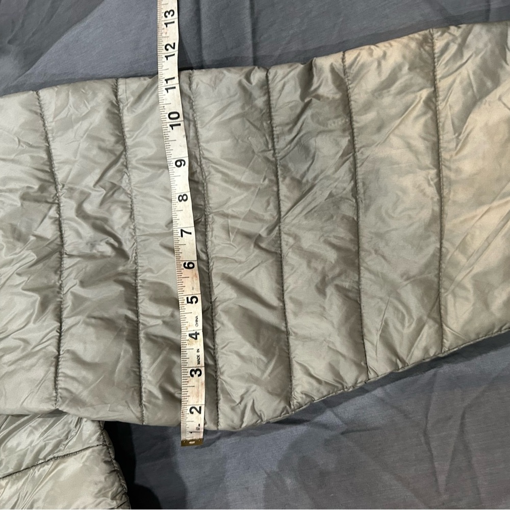 Light Gray Quilted Hooded Jacket - image 7